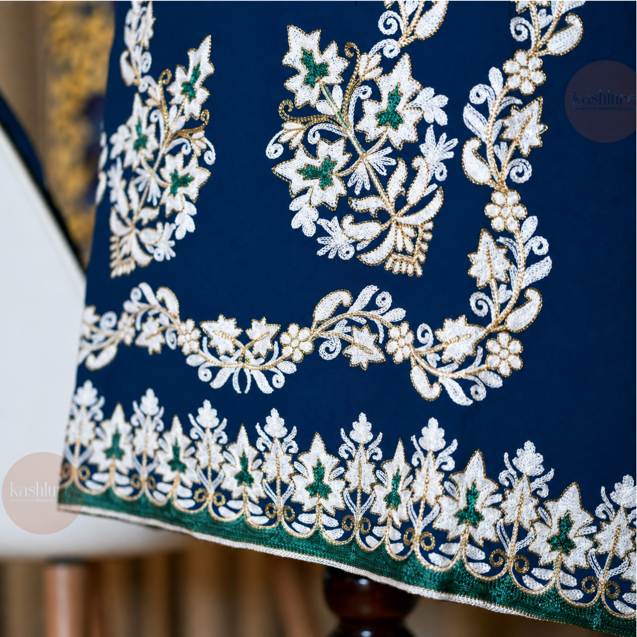 Aari Embroidered Kurta with Palazzo Co-Ord Set | Kashlure
