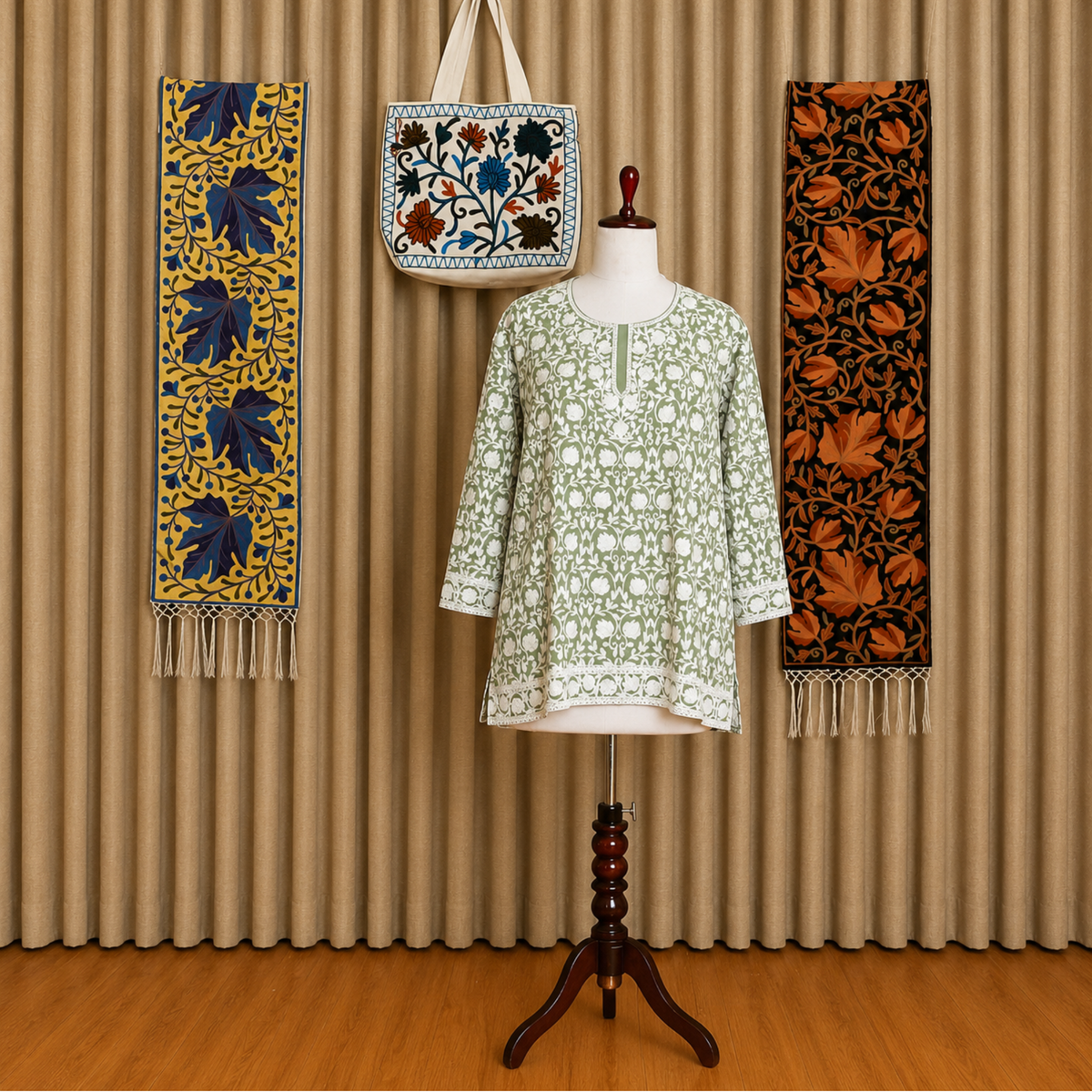 Kashmiri Floral Aari Embroidered Straight Kurta